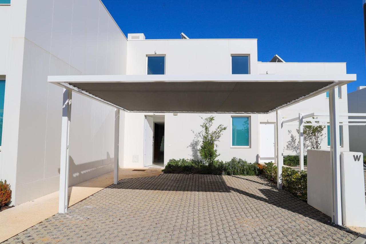 Villa Central By Garvetur Quarteira Exterior photo